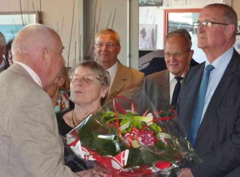 04_P1010533 (Balvay).jpg - ... des bises.